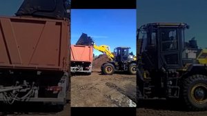 Фронтальный  погрузчик Liugong CLG 835Н с ковшом с увеличенной высотой выгрузки
