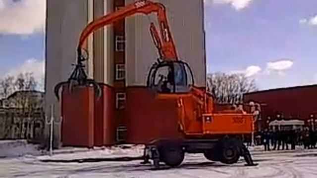 ТВЭКС: Универсальный экскаватор ЕК-18-45 смотреть онлайн