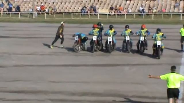 Чемпионат Украины 2019 Нива - Подолье-Мотор начало смотреть онлайн