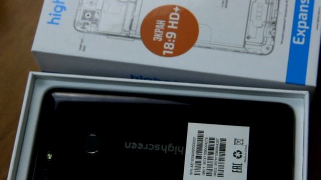 3 телефони бехтарин дар 2019 бо нархи кариб бепул