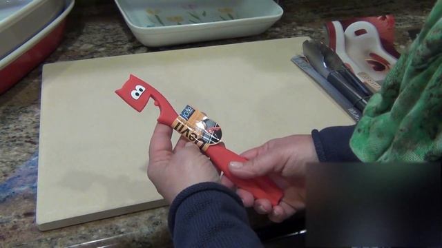 Neat Gizmos || Kitchen Gadgets Haul || GarlicZoom and Garlic Peeler Demo || смотреть онлайн
