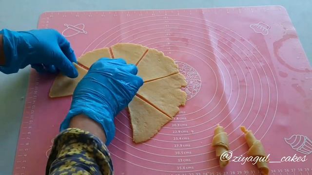 Рогалики, 3 гана азыктан турган карапайым рогаликилер