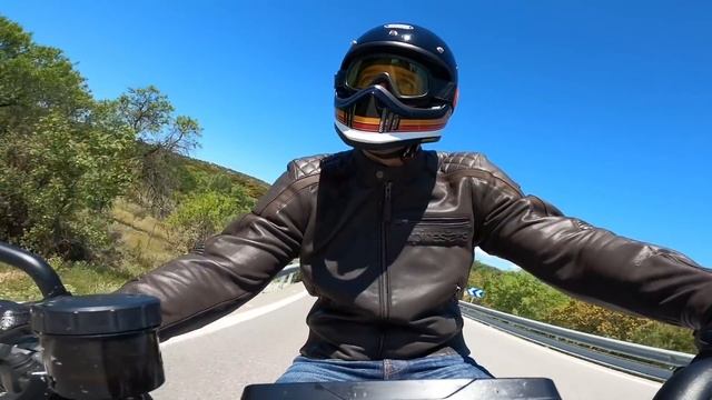 Prueba Shoei EX-ZERO смотреть онлайн