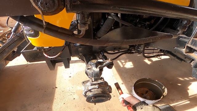 ЧТО СТАЛО С ТРАКТОРОМ ? [Жизнь в деревне] смотреть онлайн