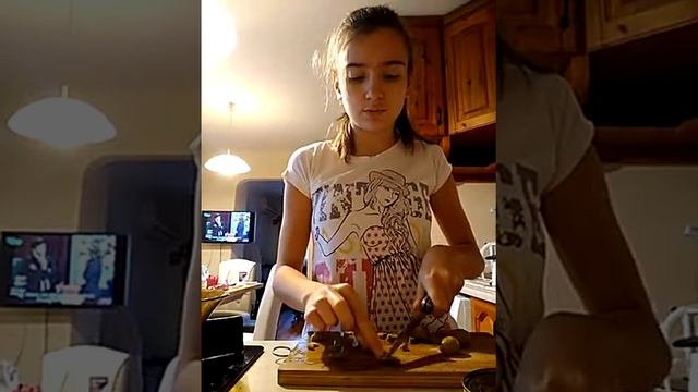 Лесна и бърза салата с риба тон! смотреть онлайн