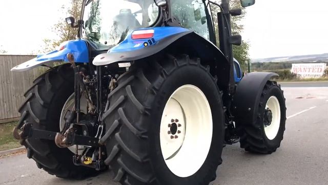 New Holland T6050 Tractor смотреть онлайн