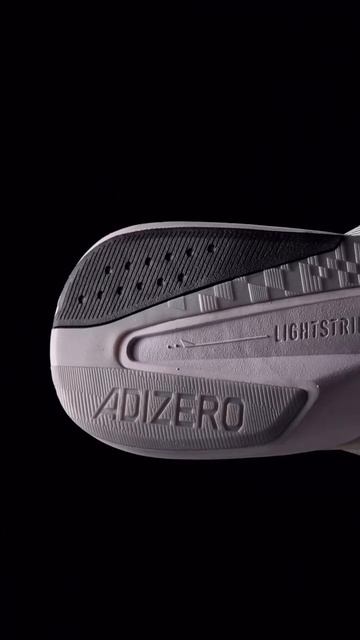 Спортивная модель Adidas Boston 13 смотреть онлайн