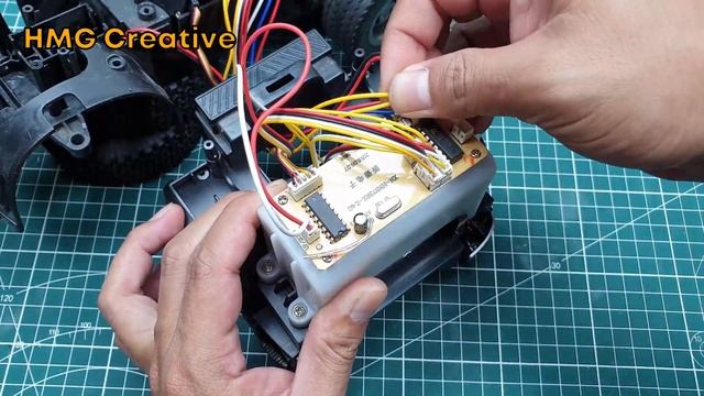 HUINA 1573 1582 DUMP TRUCK DISSASEMBLY | HUNA 1573 1582 FULL TEARDOWN REVIEW | WHAT'S INSIDE