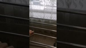 Порядок сбора напольной двойной вешалки.