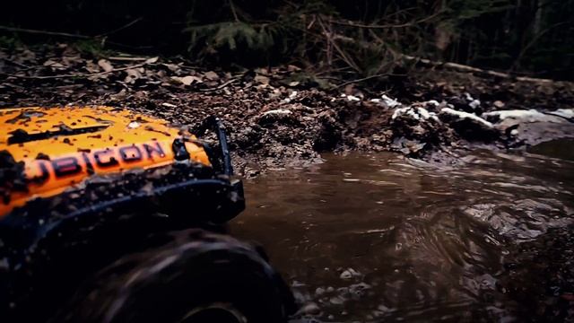 Замедленное бездорожье Jeep Rubicon Yikong RC 4x4 смотреть онлайн