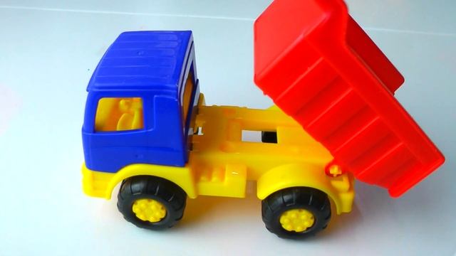 Строительный Транспорт для Детей | Макс изучает Грузовики и Спецтехнику смотреть онлайн