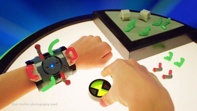 Ben 10 Deluxe Omnitrix Creator Set смотреть онлайн