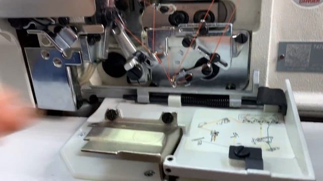 Промышленный оверлок SIRUBA