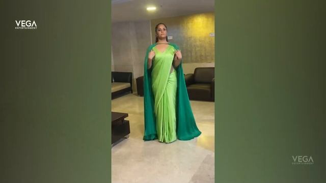 Anasuya Bharadwaj Beautiful Looks in Green Saree At Simbaa Movie Pre Release Event | Tollywood смотреть онлайн