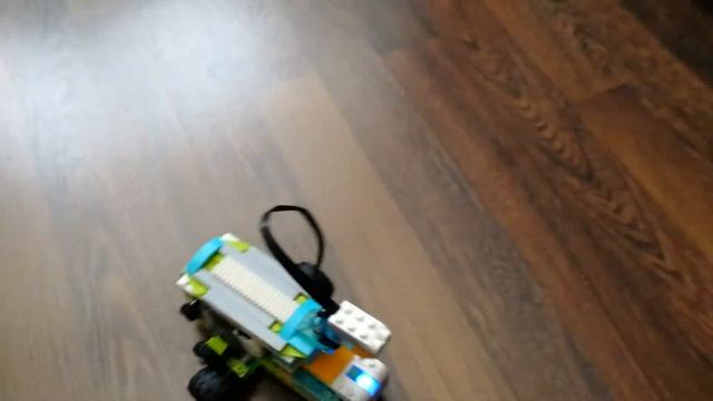 Lego WeDo 2.0 Робот смотреть онлайн