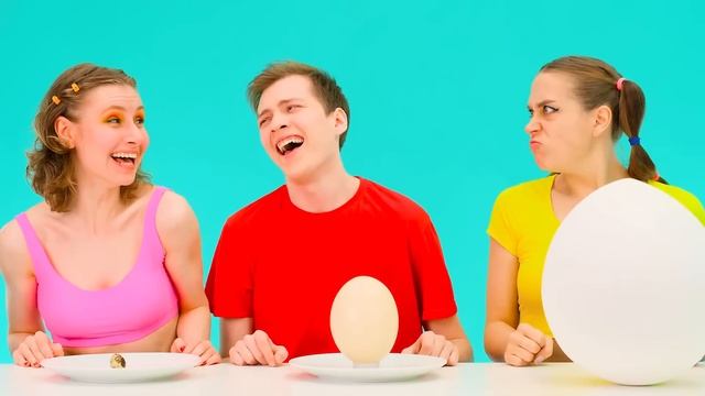 Откуси Лизни или Ничего Челлендж | Эпичная Битва с Едой от TeenTeam Challenge