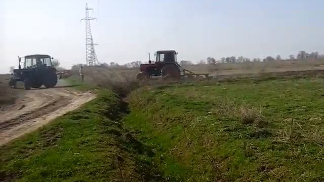 мтз80 и 82 пашем смотреть онлайн