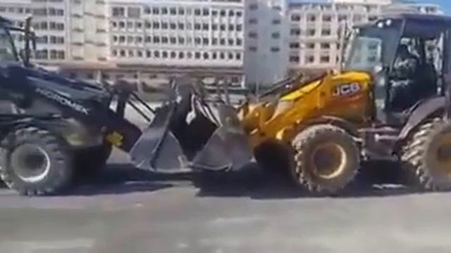 HİDROMEK 102s İLE JCB 3cx KAPIŞMASI fark bu смотреть онлайн