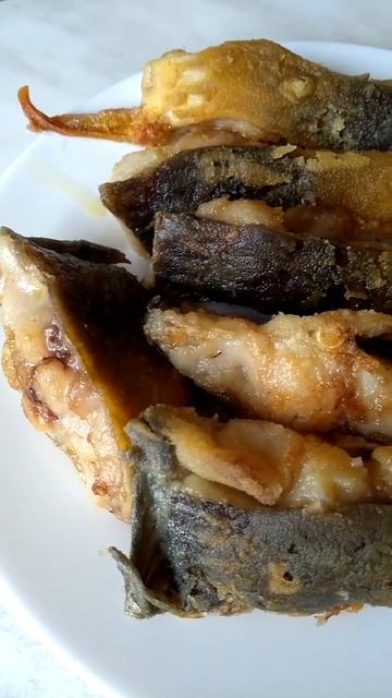 Жаренный карп, вкусная рыбка