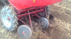 ЛМЗ804 и картофелесажалка Л201