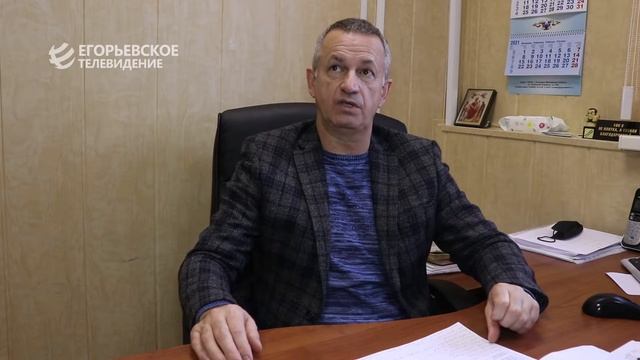 Пока одни службы продолжают уборку снега, другие занимаются содержанием домов смотреть онлайн