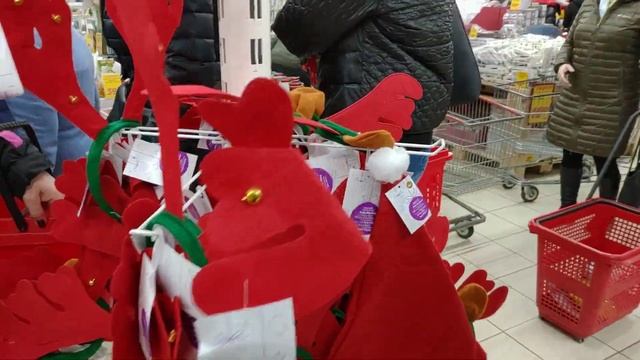 АШАН. ЗАПОРОЖЬЕ. РОЖДЕСТВО 25.12.19 ПОЛНО ЛЮДЕЙ. смотреть онлайн