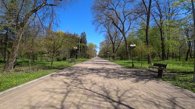 Путешествие. Прогулка по прекрасному парку Нальчика. Кабардино-Балкария смотреть онлайн