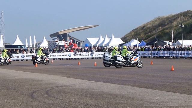 Politie demo 5 bmw motorrad days zandvoort 2013 смотреть онлайн