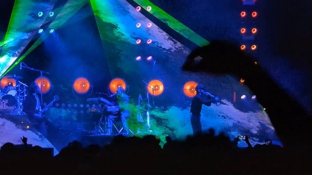 Cage The Elephant Performing 'Rainbow' At The Kia Forum (NEON PILL TOUR 2024)