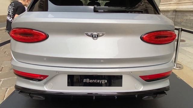 2021 Bentley Bentayaga v8 first edition Mimo Milano MONZA 2021 open air show смотреть онлайн