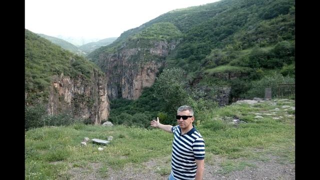 На выездном семинаре в Татеве и Нораванке дружная команда 