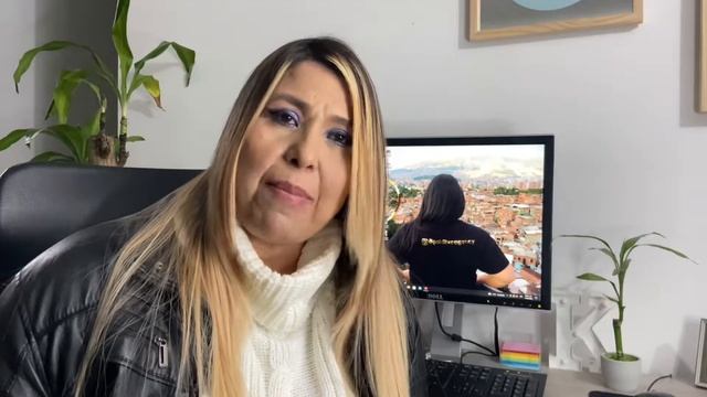 Monetiza en Salsa App 📲💸 #SoyChicaGold ⭐️ #Livestreaming смотреть онлайн