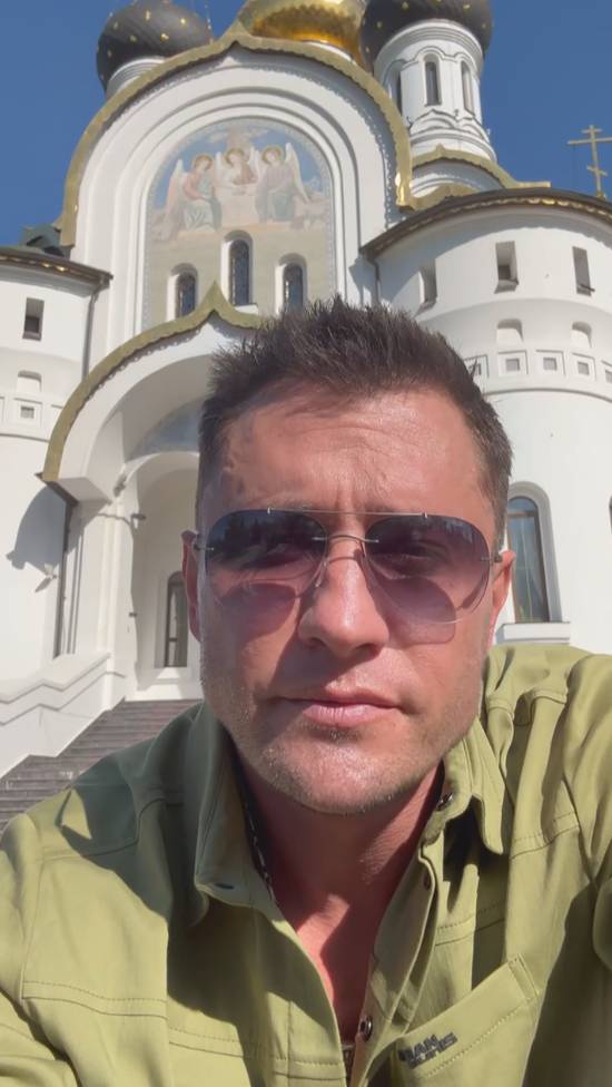 Павел Прилучный поздравляет всех со светлым праздником Пасхи и с Днём рождения KION смотреть онлайн