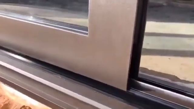 Теплая подъемно-сдвижная дверь ALUMIL S560 смотреть онлайн