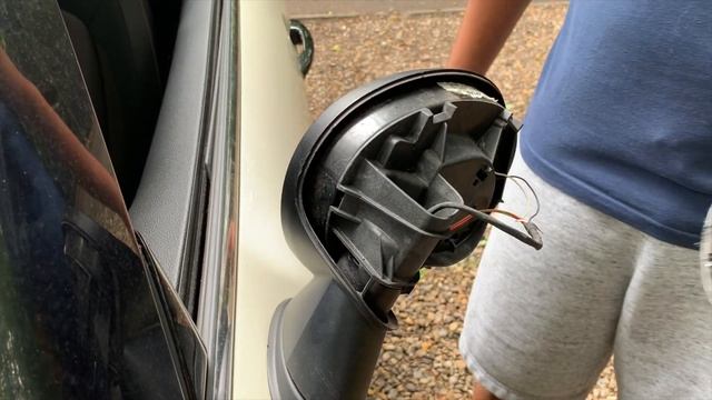 Replacing MINI F56 Mirror Caps - How to смотреть онлайн
