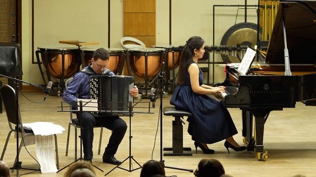 V. Nedosekin - "Dialogue of Epochs" for Accordion and Piano смотреть онлайн