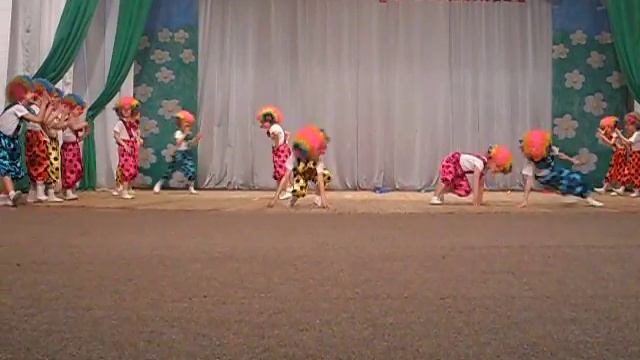 танец 