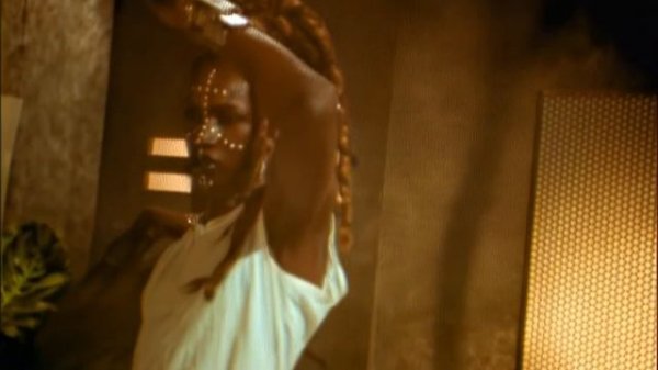 Tarkan - Bu Gece (Kır Zincirlerini) | Remastered HD (1080p) Stereo