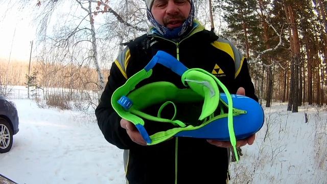 тестирую ботинки,палки и лыжи.