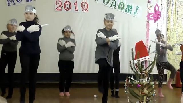 Новогодний утренник д.Оса смотреть онлайн