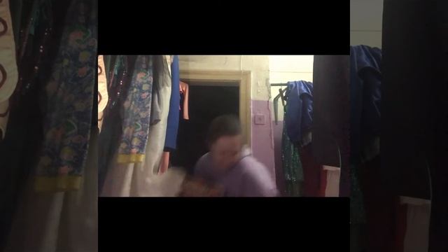 Мини-влог.Уборка в костюмерке 🎭 смотреть онлайн