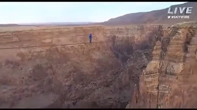 Video Grim Перехід через великий каньйон смотреть онлайн