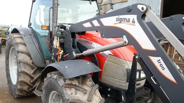 2011 MCCORMICK C100 MAX 4WD TRACTOR C/w 2021 Sigma 4 Loader