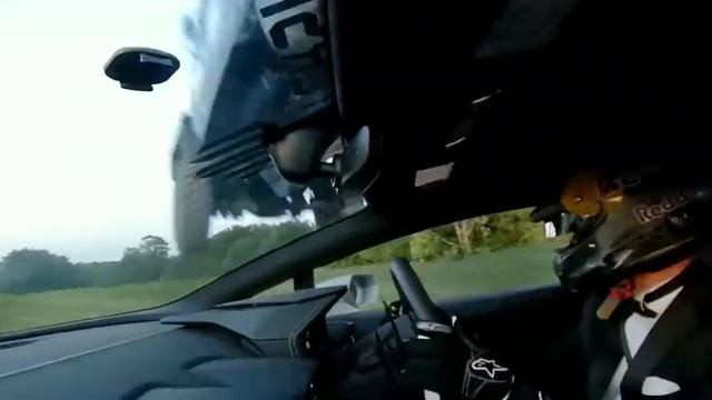 KAMAZ - nikt nam nie podskoczy! - skok nad lamborghini смотреть онлайн