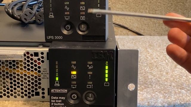 APC SUM3000rmxli2u Control Panel.