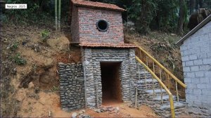 София 10. София углубляется в гору, начало катакомб!