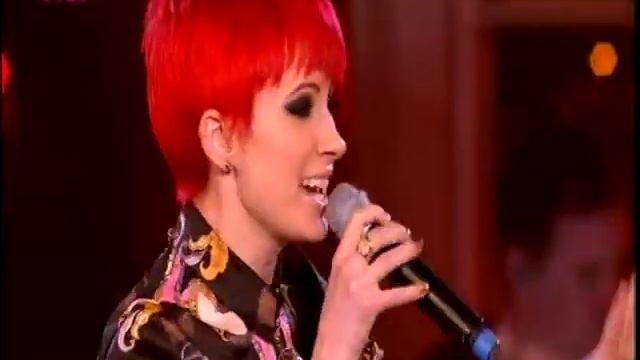 Sophie Griffin VS J Marie Cooper The Voice 2012 HQ : Firework (katie Perry cover).mpg смотреть онлайн