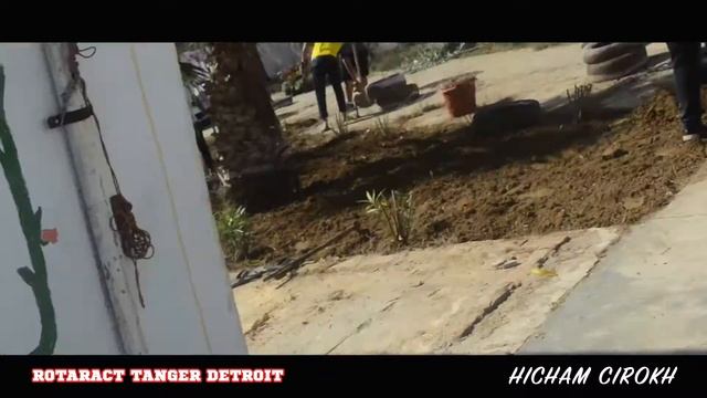 Reforme et construction des sanitaires au sein d'une école à Briyech смотреть онлайн