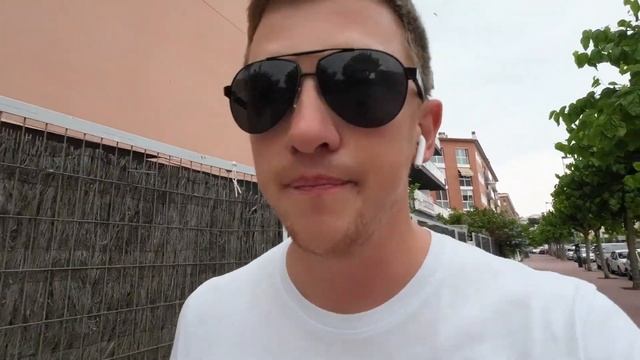 Ливень в Испании! Я промок до нитки под проливным дождем 🌧️😱 смотреть онлайн