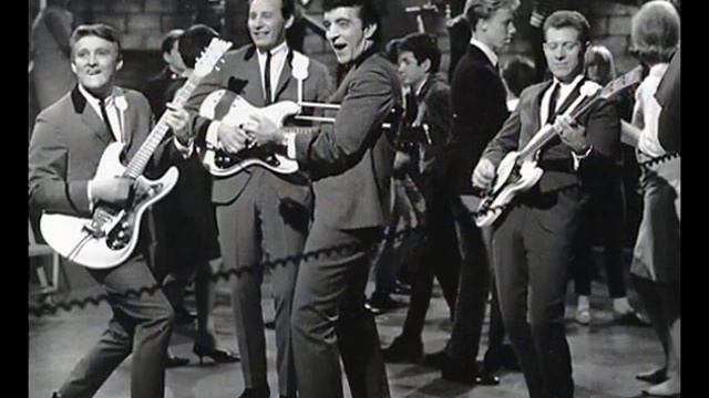 The VeNtuRes   ~ THE TWOMP ~   (RARE VERSION!!!)